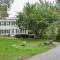 Bring your pups to Chatham Direct access to the Cape Cod Rail Trail - Chatham
