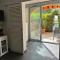 Charmant Studio en rez de jardin dans propriété privé pour 4 personnes