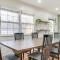 Family-Friendly Durham Home with Large Deck! - دورهام