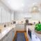 Close to Dtwn Nantucket! Group Getaway with Patio