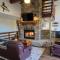 Lakefront Mountain Retreat