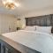 Grand Junction Condo Balcony, Community Pool!