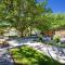 Near Downtown Stylish 2BR With Amazing Patio - #2