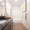 Charming 1BR 1BA Apartment Near Downtown Cincinnati