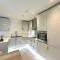 Luxury Heathrow 2 Bedroom New Build Apartment - Hayes