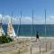 Apartment in Bénodet near Sandy Beaches
