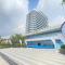 Ark Seaview Holiday Inn