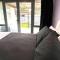 Mango at the Lake sleeps 8 - Mangakino