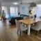 Peaceful Getaway - Stylish, Newly Updated House