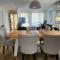 Peaceful Getaway - Stylish, Newly Updated House