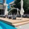 Lovely 2 Bedroom Family Apartment w/ Pool