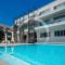 Lovely 2 Bedroom Family Apartment w/ Pool