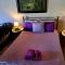Zoe garden home
