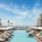 Shore House at The Del, LXR Hotels & Resorts