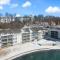 Beachy Lakefront Condo in the heart of Osage Beach - 欧塞奇比奇