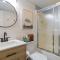 Beachy Lakefront Condo in the heart of Osage Beach - 欧塞奇比奇