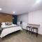 Apartaestudio moderno y privado en Medellin