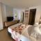 Caliview Apartahotel Andalaya