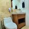 Stylish Loft 4 Blocks from 5 Ave