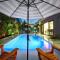 Relax in Luxury - 3 Bed, 2 Bath Oasis with Pool - فورت لاودردال