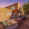 Charming dog-friendly, 2BR-1BA with Pool, Mountain Views - Tucson