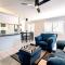Charming dog-friendly, 2BR-1BA with Pool, Mountain Views - Low Summer Rates!