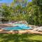 17 Solander Blvd - Beachside home sleeps 14 guests