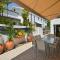 The Condo - A Spacious Villa Near Beach and Town