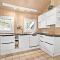 Awesome Home In Nørre Nebel With Sauna - 北内伯尔