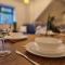 SuperValue Suite 7 - Fast WiFi, Hotel Linen, Keyless Entry, City only 10 Mins - BY PROPERTY PROMISE - Cardiff