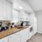 Searenity Stand Alone 2 bed 1 bath Beach Cottage