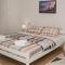 Apartment Forever - 图兹拉