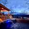 Glamp House Lake and Mountain Views Hot Tub - 海厄沃西