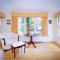 Twilight Villa - 3 bedroom house in Box Hill