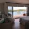 Waterfront Accomodation with Jetty, Port Stephens - Lemon Tree Passage