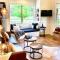 Autumn Beauty - Country Cottage 7