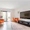 Chic DuoRooms with Modern Comfort for Families - Kent