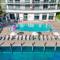 Pool - Apartment with Balcony - Gym - Near Beach - شاطئ هالانديل