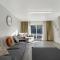 Place to stay in Longbridge