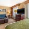 Comfort Suites Wilmington near Downtown