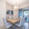 4993FP TOWNHOUSE 4 BEDROOMS & 3 BATHROOMS + POOL