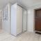 Stylish Apartment For up to 4 Guests With WiFi, Free Parking - Vilkaviškis