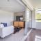 3 Story Penthouse with 2 parking spaces in Laureles