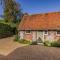 Pass the Keys Charming Country Cottage With Spectacular Views - Чичестер