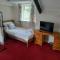 Great Trethew Hotel - Self Catering Lodges - Bar & Restaurant