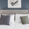Landing Modern Apartment with Amazing Amenities (ID8925X56)