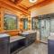 Luxury Family Cabin at Summit West