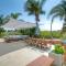 Ocean View Spa Retreat, Hot Tub, Sauna, Close to the beach, 9 sleeps