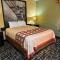 Super 8 by Wyndham Pasadena - Pasadena