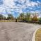 Large Log Cabin Chalet w/ Hot Tub - Horses & Lake!